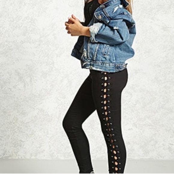 Forever 21 Pants - NWT Side laced leggings/pants